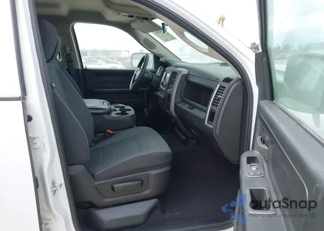 2023 Ram 1500 Classic Tradesman 4X2 6'4 Box из США, поврежденный, VIN 1C6RR6FTXPS554427